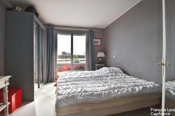 Grand appartement à vendre 2/3 pièces CABOURG (14)- 54,21 m2 - Dernier étage - 1 grand box - vue mer - 422 000 € honoraires d'agence inclus