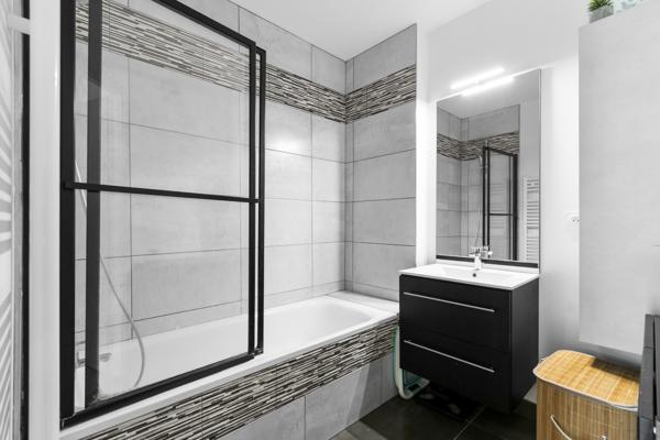 Appartement
         3 pièces
        - 61 m² Exclusivité 515 000 € *