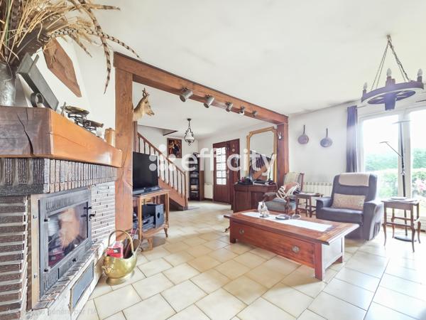 Maison
         6 pièces
        - 125 m² Exclusivité 250 000 € *