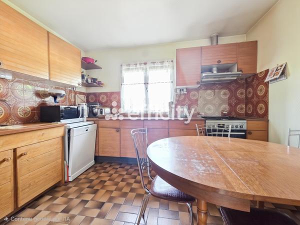 Maison
         6 pièces
        - 125 m² Exclusivité 250 000 € *