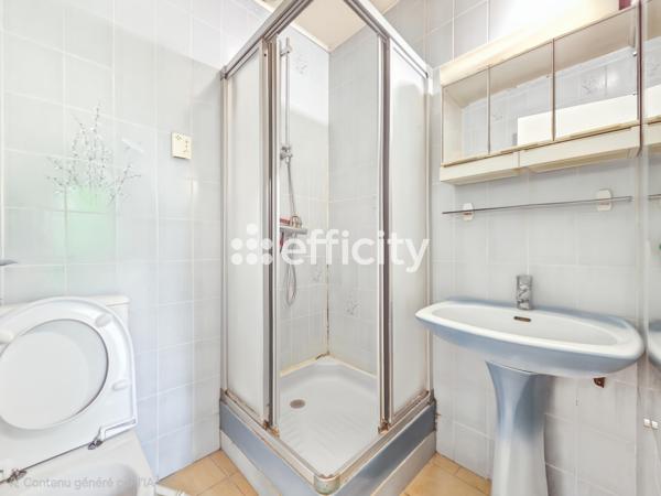 Maison
         6 pièces
        - 125 m² Exclusivité 250 000 € *