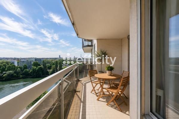 Appartement
         3 pièces
        - 72 m² Exclusivité 580 000 € *