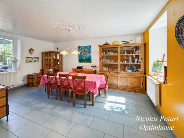Maison familiale de charme en pierre – Cadre bucolique & potentiel locatif
