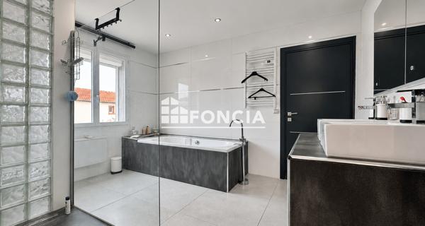 À vendre Maison 4 pièces 137.17 m² - Agde 34300