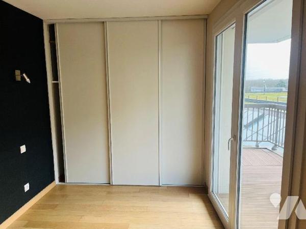 CAEN - RIVES DE L'ORNE - Dans résidence de standing, un appartement de 5PP situé au 2ème étage ...