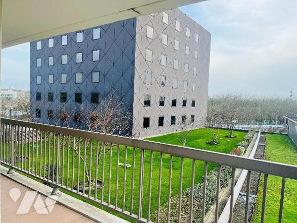 CAEN - RIVES DE L'ORNE - Dans résidence de standing, un appartement de 5PP situé au 2ème étage ...