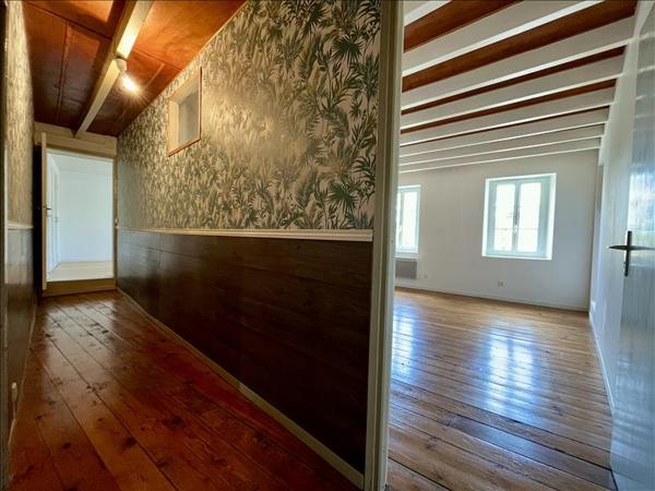 Maison à louer 716 € CC BRENS 5 p 125 m² DPE D