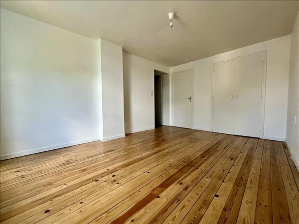 Maison à louer 716 € CC BRENS 5 p 125 m² DPE D