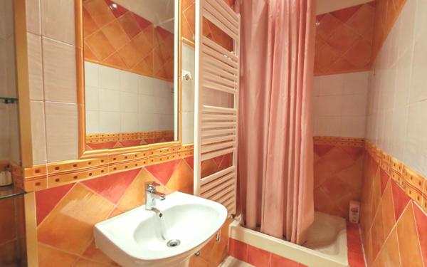 Appartement à vendre    2 pièces • 38,46 m2 Lyon 3