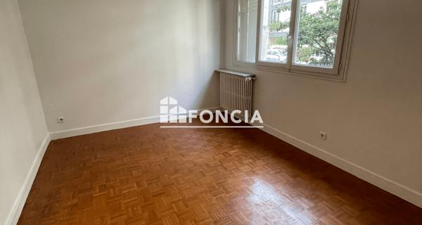 Location Studio 30.51 m² - Paris 75014