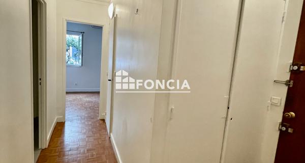 Location Studio 30.51 m² - Paris 75014