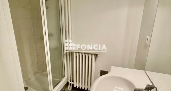 Location Studio 30.51 m² - Paris 75014