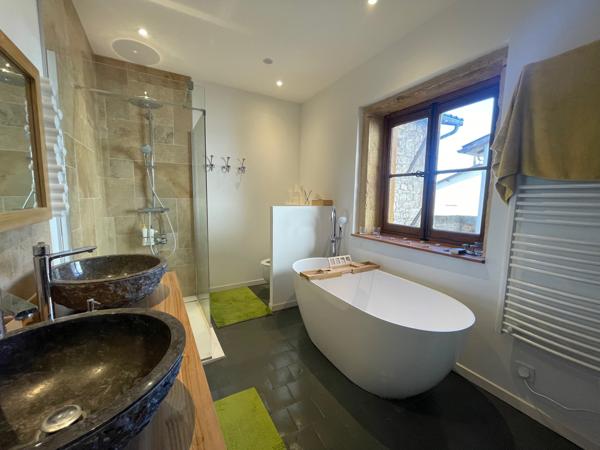 Les Chères (69380) Superbe maison de 162m2 avec un cachet exceptionnel