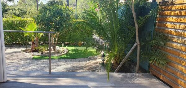 Vente Terrain 200 m2 à Fréjus