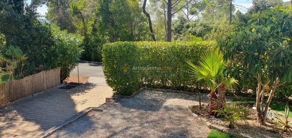 Vente Terrain 200 m2 à Fréjus