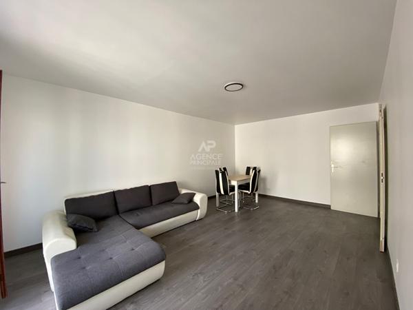 Appartement Cergy 3 pièce(s) 66.93 m2 Loyer 1 290 €/mois charges comprises **  - Référence  MG11287