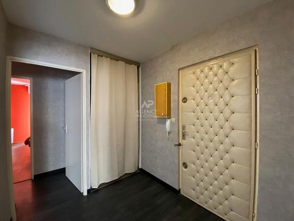Appartement Cergy 3 pièce(s) 66.93 m2 Loyer 1 290 €/mois charges comprises **  - Référence  MG11287