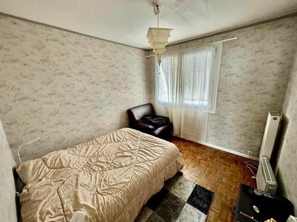 Appartement à vendre    1 pièce •  Meaux