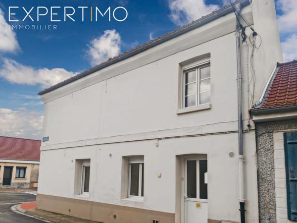 Rue (80120) Immeuble actuellement SOUS COMPROMIS : Immeuble en centre-ville de Rue – Baie de Somme