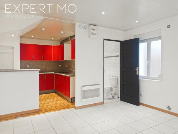 Rue (80120) Immeuble actuellement SOUS COMPROMIS : Immeuble en centre-ville de Rue – Baie de Somme