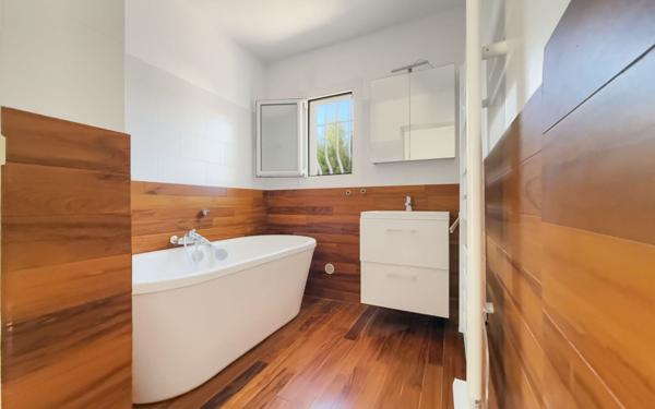 Maison à vendre    4 pièces • 113 m2 Tourrettes-sur-Loup