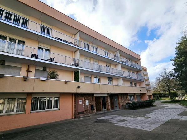 Vente Appartement 3 pièces 62 m2 à Évry-Courcouronnes