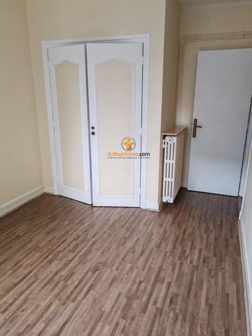 Location                                                      Appartement
                        
                     4 pièces                      82 m2                     à Billère