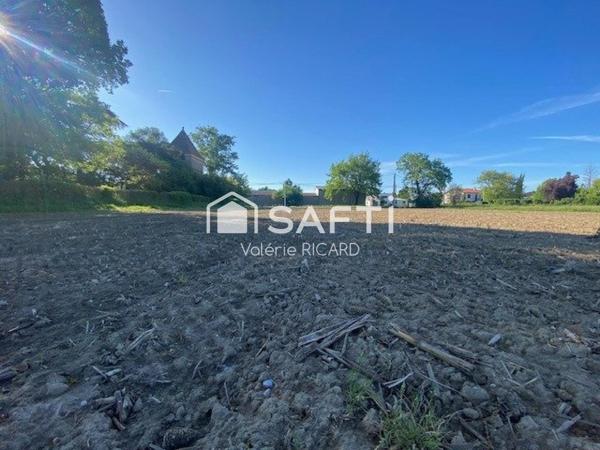 Terrain a bâtir de 1613 m2 à 6 minutes seulement, en vélo, du centre "village" de NEGREPELISSE.