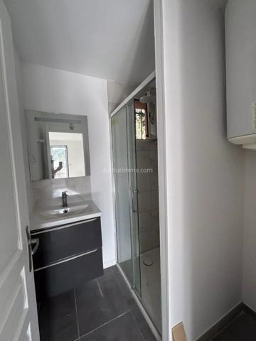 Location                                                      Studio
                        
                     1 pièces                      30 m2                     à Martigues