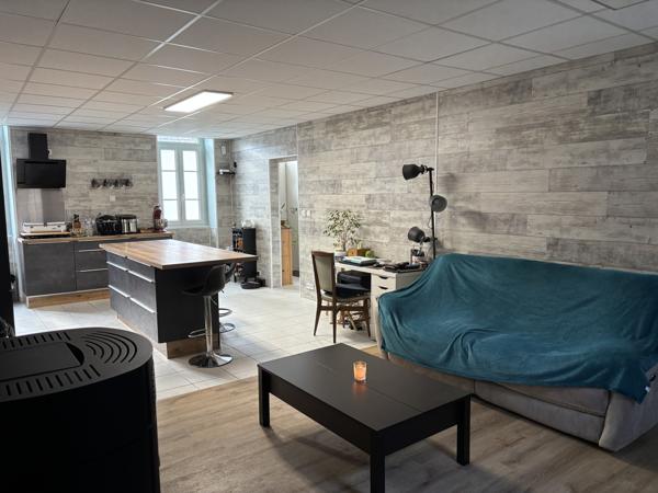 Hérisson – Maison de caractère avec possibilités de location dans un village touristique Hérisson (03190)