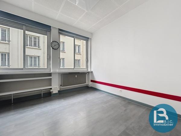 Bureaux à deux pas de Jean Macé