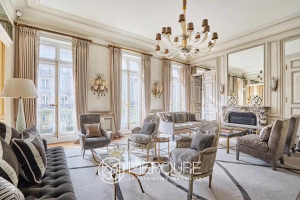 Appartement à Paris 7ème