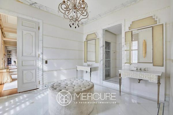 Appartement à Paris 7ème