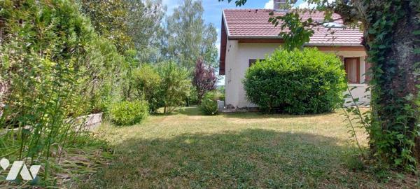 FRANOIS (25): Maison familiale de 140m² et piscine