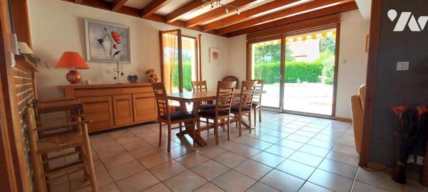FRANOIS (25): Maison familiale de 140m² et piscine