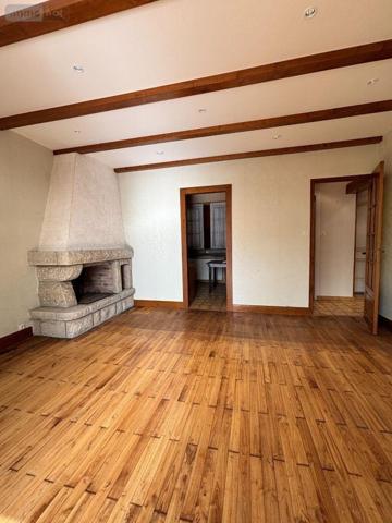 Maison de ville à vendre à Fougères en Ille-et-Vilaine (35300), ref : 1360   
FORUM DE LA GARE