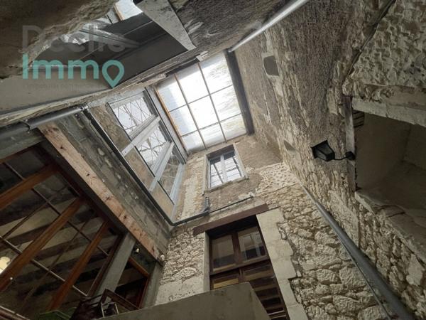 Vente maison Sainte maure de touraine, 270m² 8 pièces 199 500€ avec terrasse