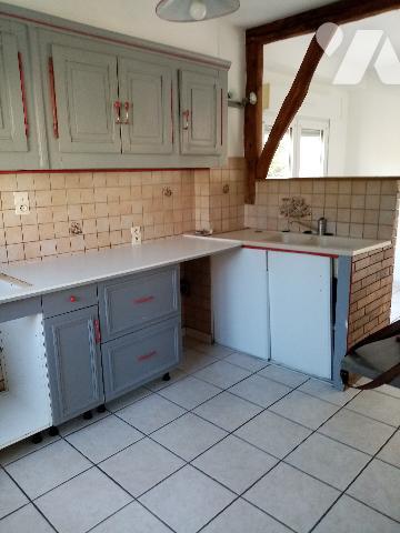 Secteur très calme et ensoleillé, pavillon environ 93 m² au sol terrain attenant de 808 m²