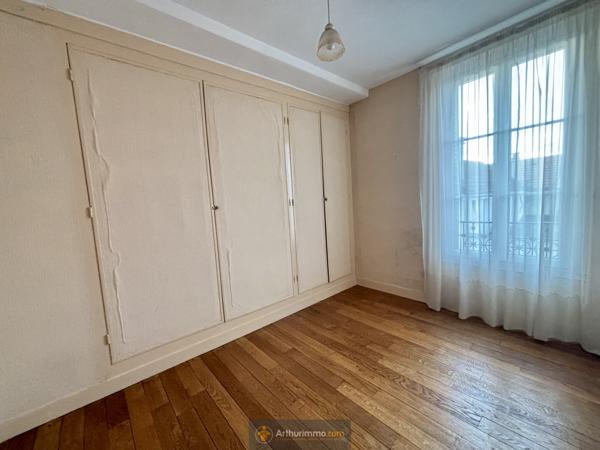 Coulommiers (77120) Maison familiale individuelle147m² sur sous sol totale - Terrain de 1228 m² environ.