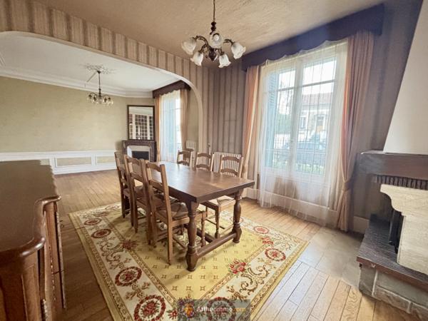 Coulommiers (77120) Maison familiale individuelle147m² sur sous sol totale - Terrain de 1228 m² environ.