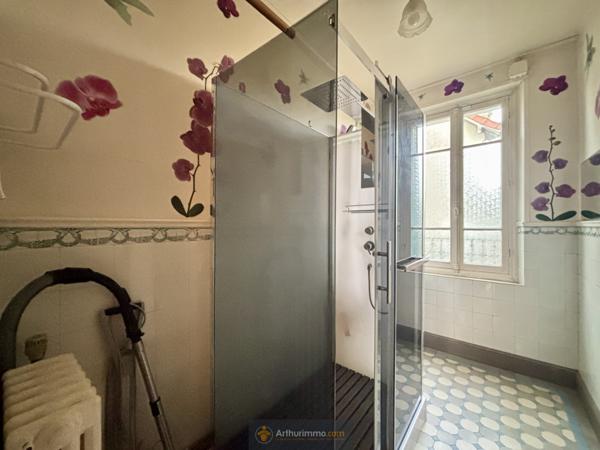 Coulommiers (77120) Maison familiale individuelle147m² sur sous sol totale - Terrain de 1228 m² environ.