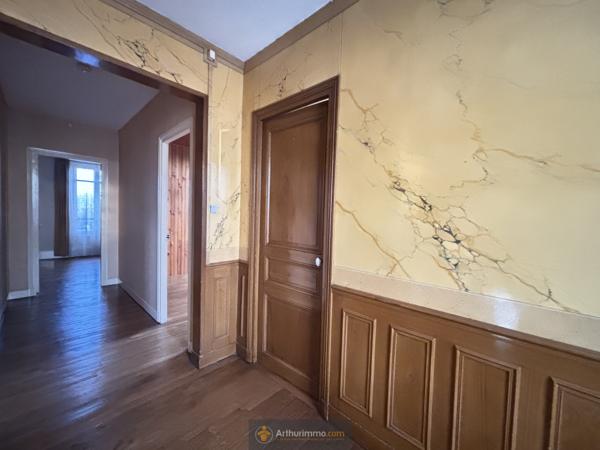 Coulommiers (77120) Maison familiale individuelle147m² sur sous sol totale - Terrain de 1228 m² environ.