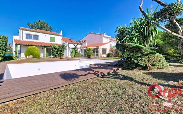 Maison à vendre    7 pièces •  Villeneuve-de-la-Raho