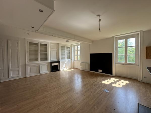 Local commercial · Location Cogny (69640) 55m²