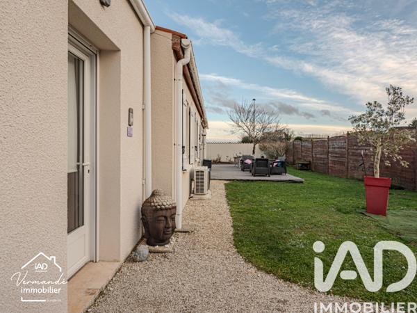Maison à vendre 7 pièces 130 m² Surgères