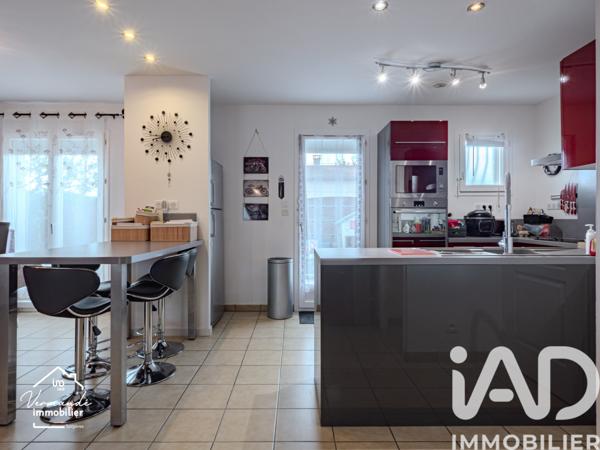 Maison à vendre 7 pièces 130 m² Surgères