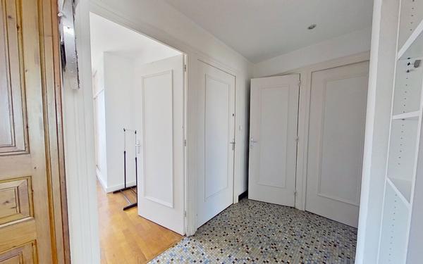 Appartement à vendre    3 pièces • 67,88 m2 Lyon 7