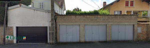 Parking · Location Villefranche Sur Saone (69400) 10m²