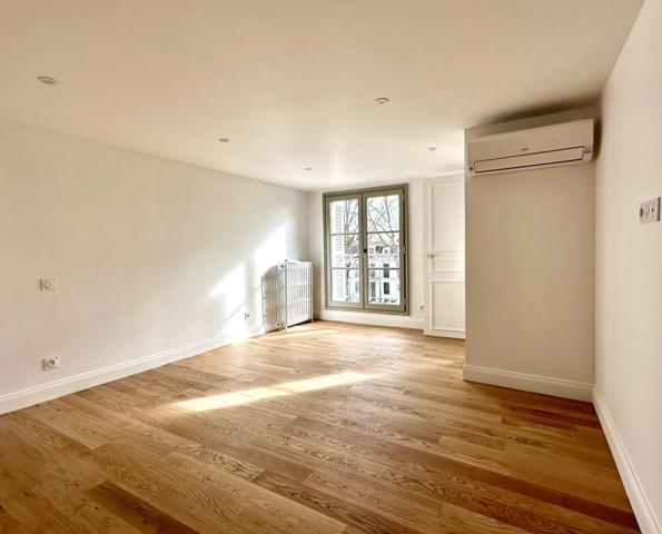 Rare, hôtel particulier rénové Hyper centre de Tours