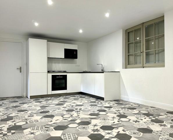 Rare, hôtel particulier rénové Hyper centre de Tours